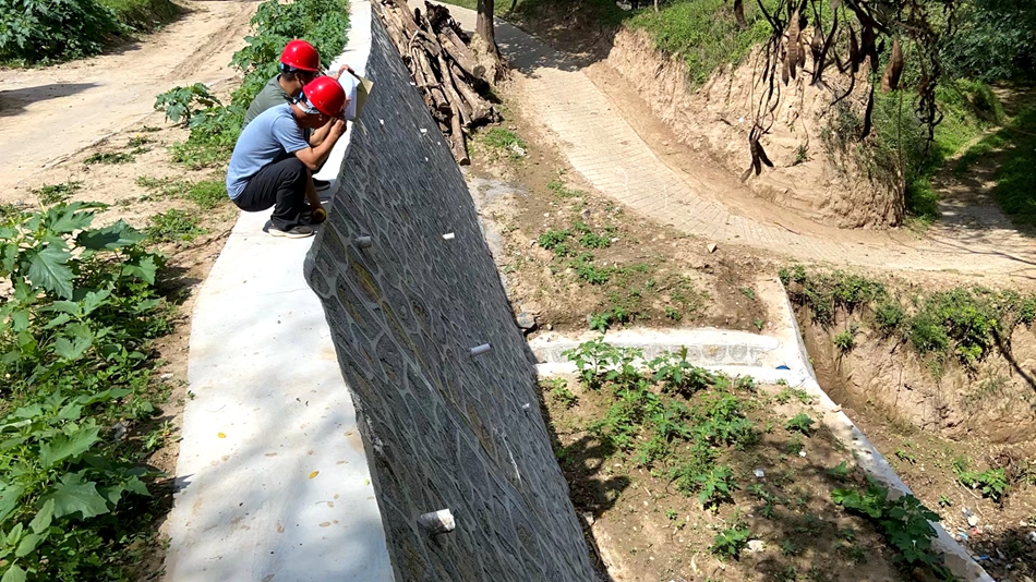 2df1b881bb0cb564b34d7cd840971e1_副本