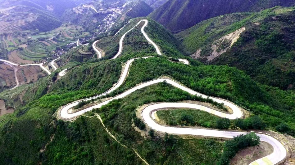 1734584843569026813.jpg 1c1c37e1158b64b9a855759fbdc701ae.jpg